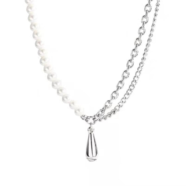 Lustrous Charm Grace Necklace