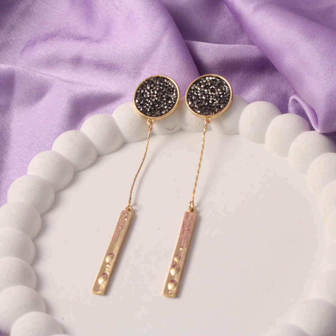 Black Golden Tassel Earrings Salty
