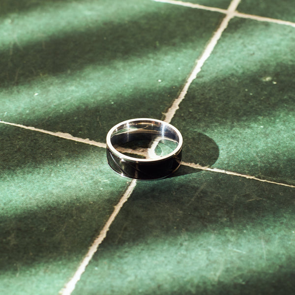 Eros Black Ring