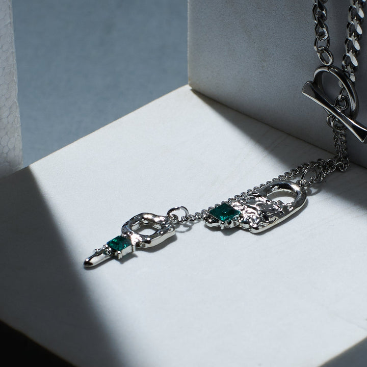 Glamour Toggle Glisten Necklace