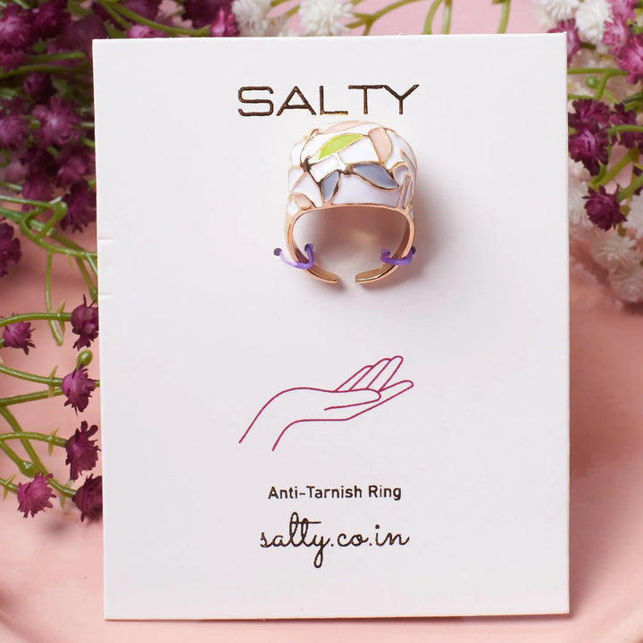 Leafy Enamel Gold Ring
