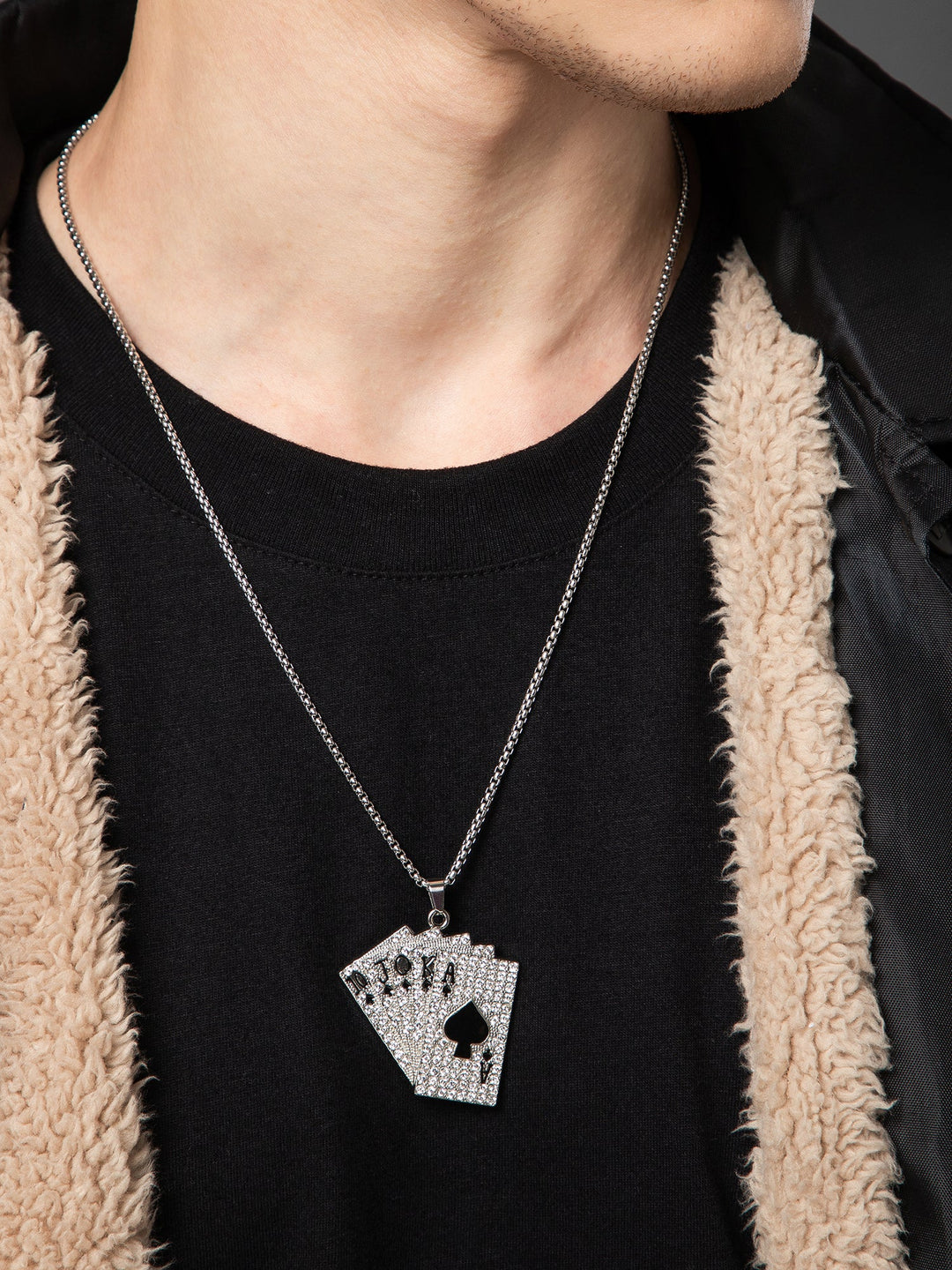 Black Pip Cards Chain