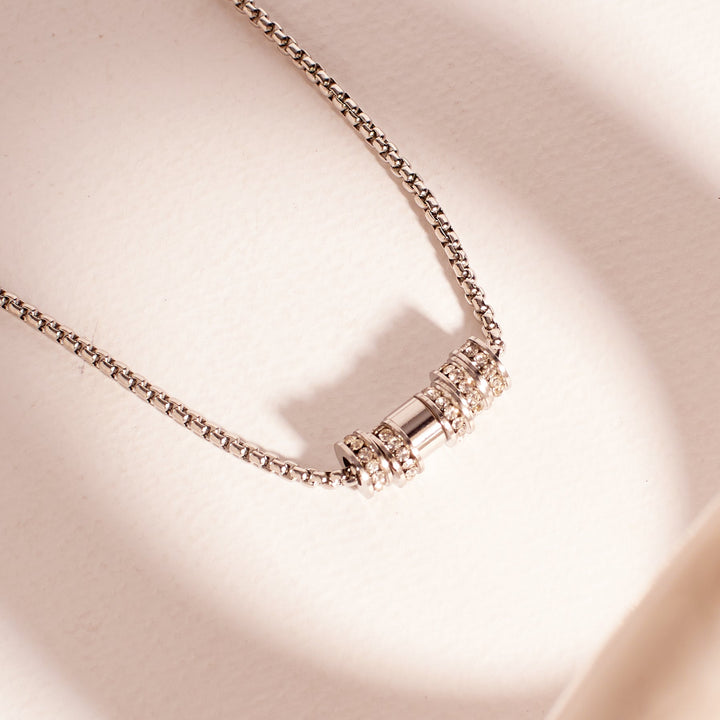 Twinkling Rings Silver Chain