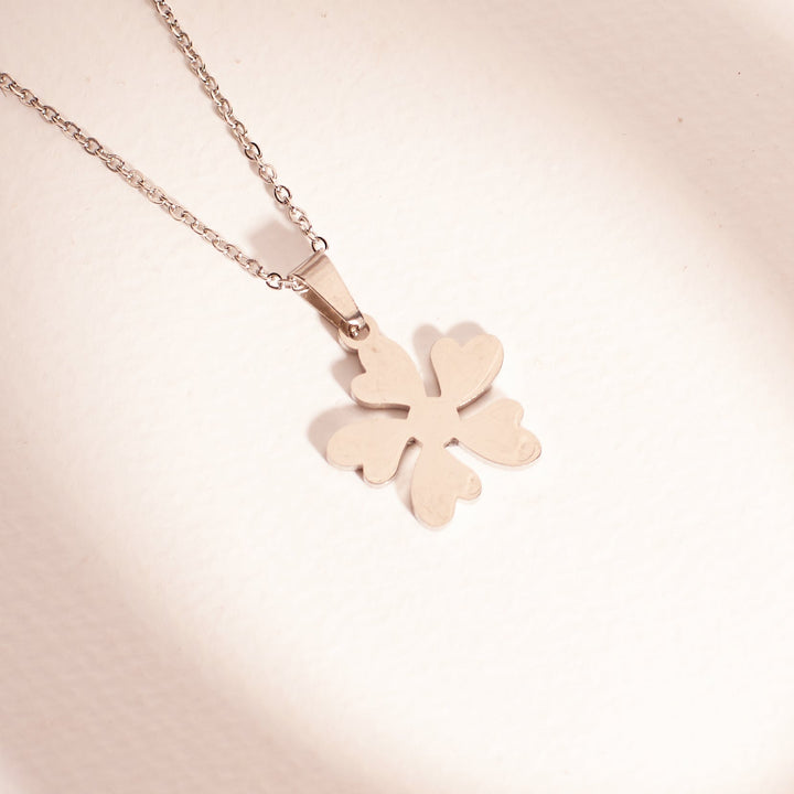 Leafy Loomed Silver Chain