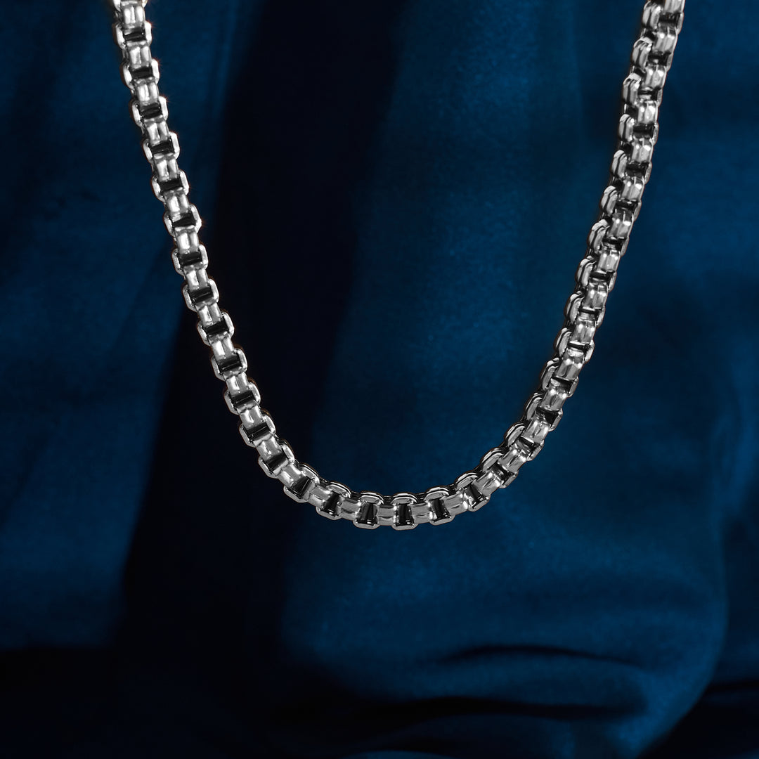Bold Link Silver Necklace