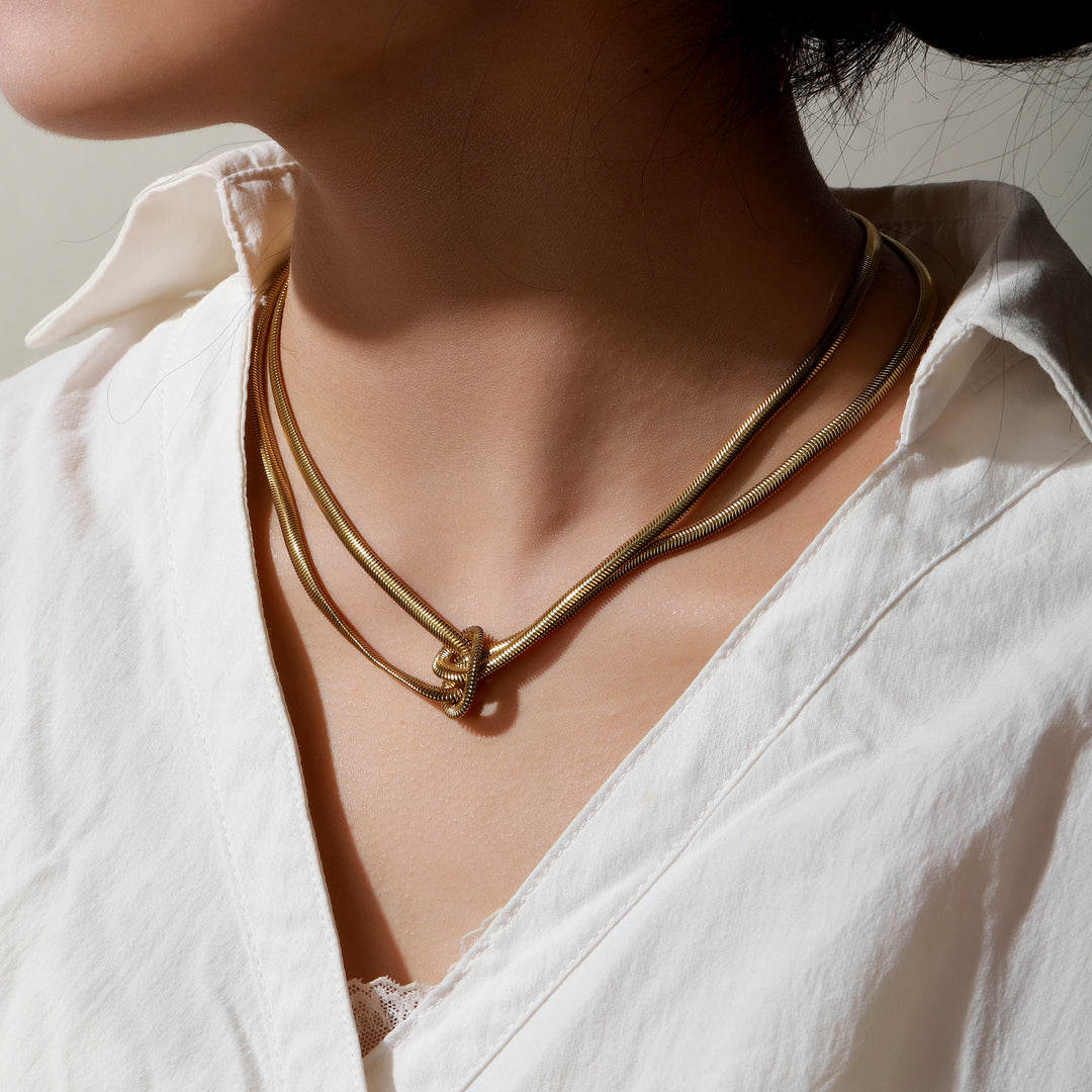 Urban Twist Necklace