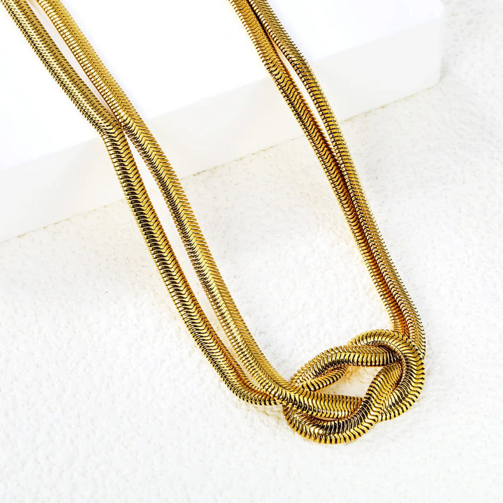 Urban Twist Necklace