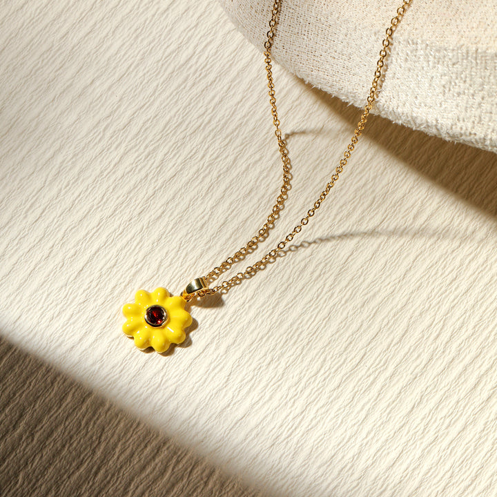 Daisy Necklace