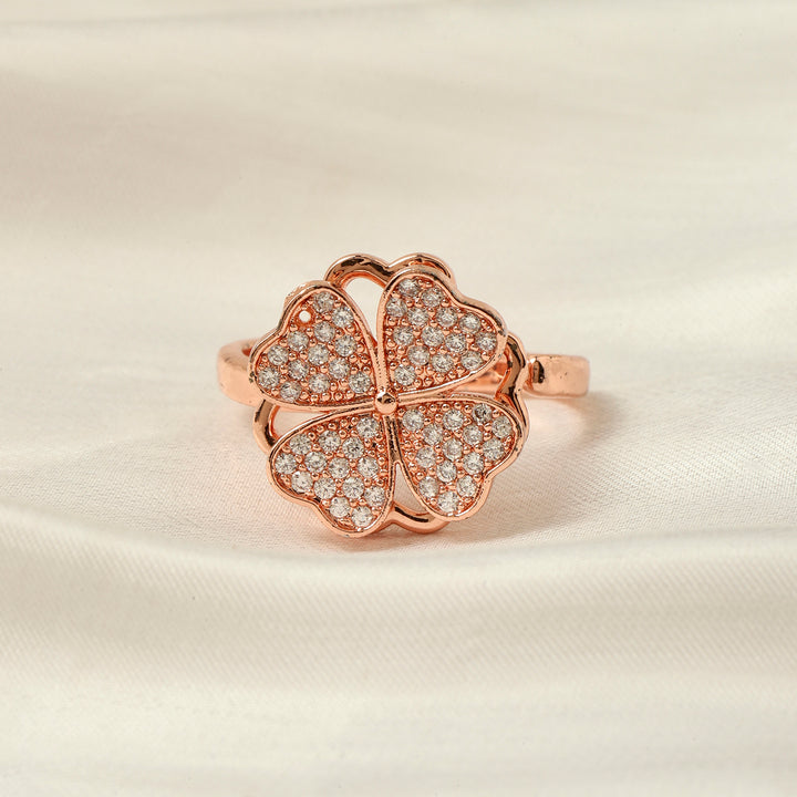 Sariah Spinner Floral Rosegold Ring - Salty Accessories