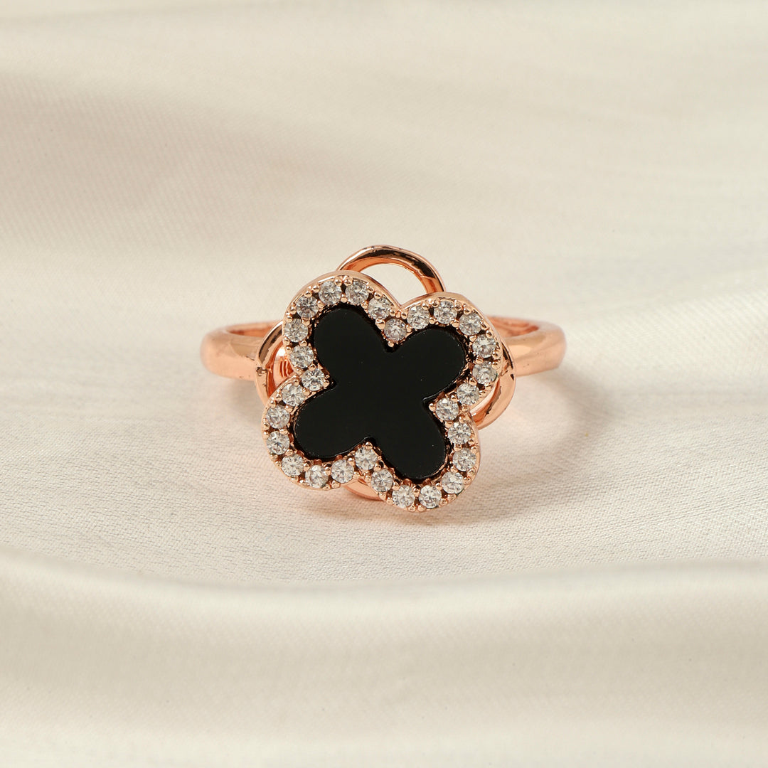 Arcelia Black Clover Spinner Ring - Salty Accessories