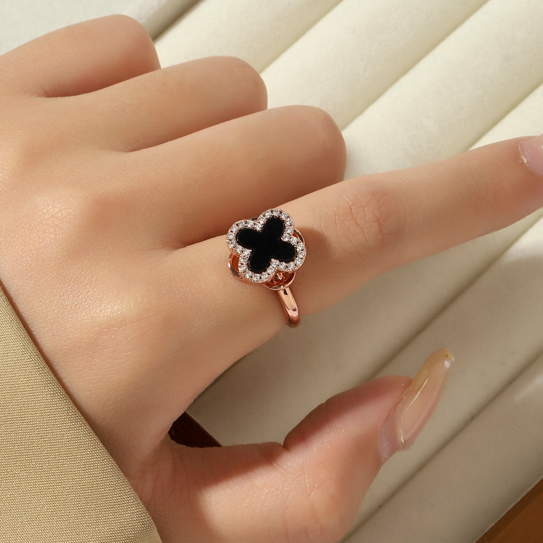 Arcelia Black Clover Spinner Ring - Salty Accessories