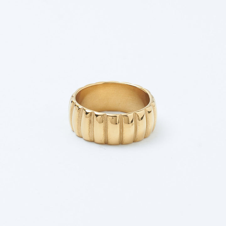 Radiant Ruler Ring