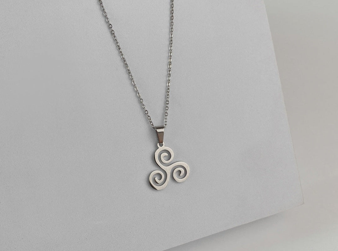 Curves in Harmony Necklace