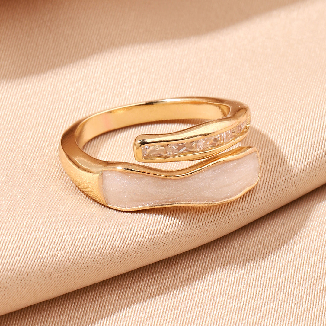 Sculpted Gold Ring | Salty