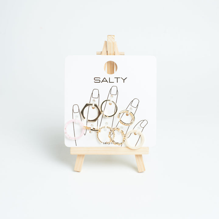 Set Of 8 Urban Chic Rings