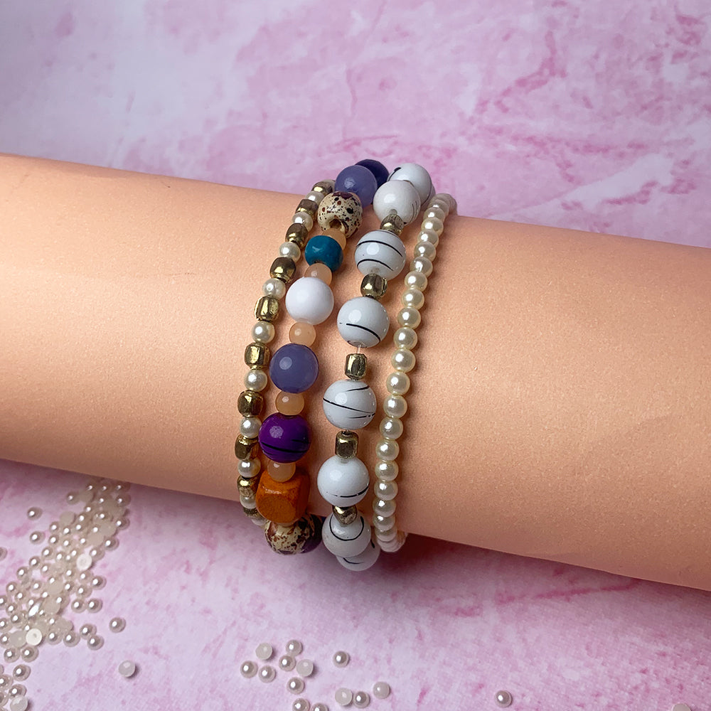 Set of 4 Retro Beaded Bracelet Salty