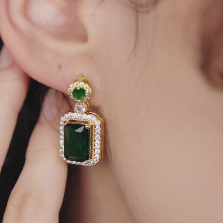 Avery Emerald Crystal Earring