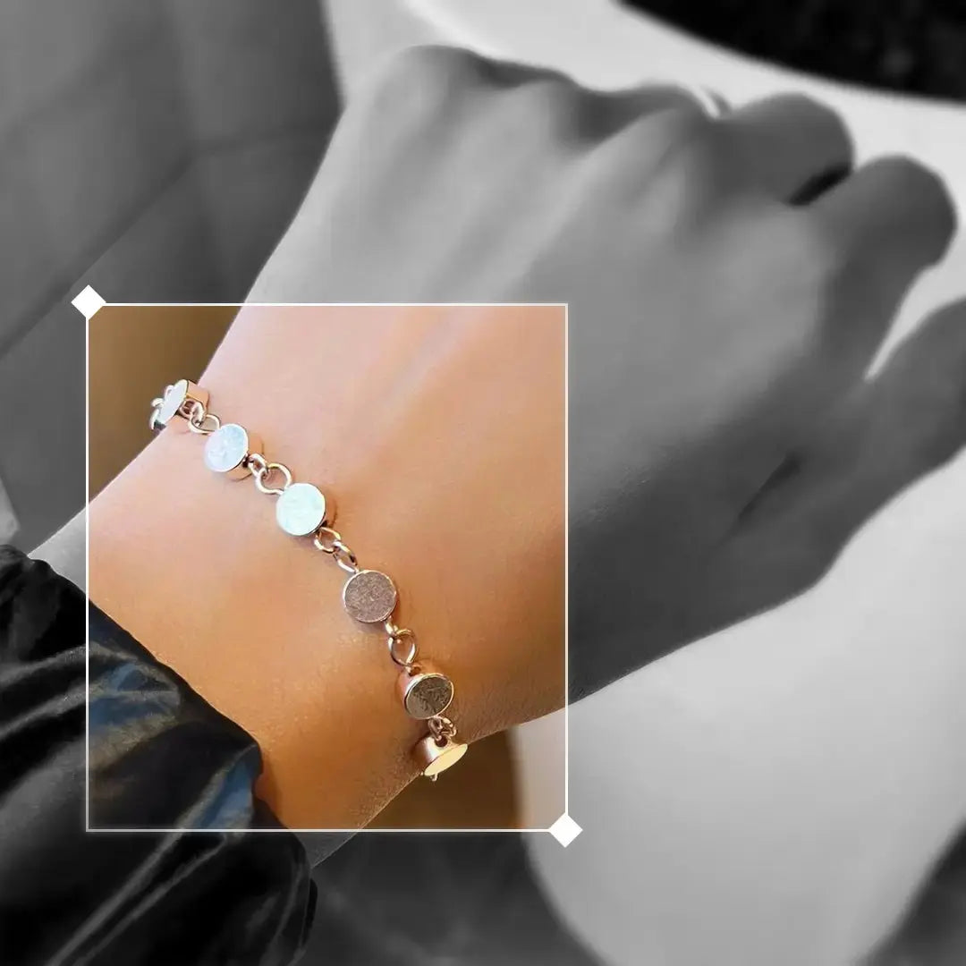 JOVIVI Matching Couples Bracelets Him Her Couple Gifts Heart Charm Bracelets  for Couples Anniversary Valentines Boyfriend Girlfriend Gifts,  rope,stainless steel: Buy Online at Best Price in Egypt - Souq is now  Amazon.eg