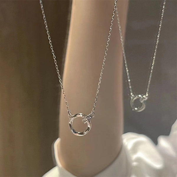 Enduring Circles Silver Chain