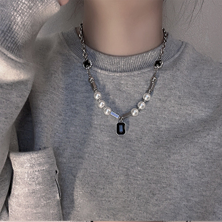 Lunar Moon Pearl Necklace | Salty