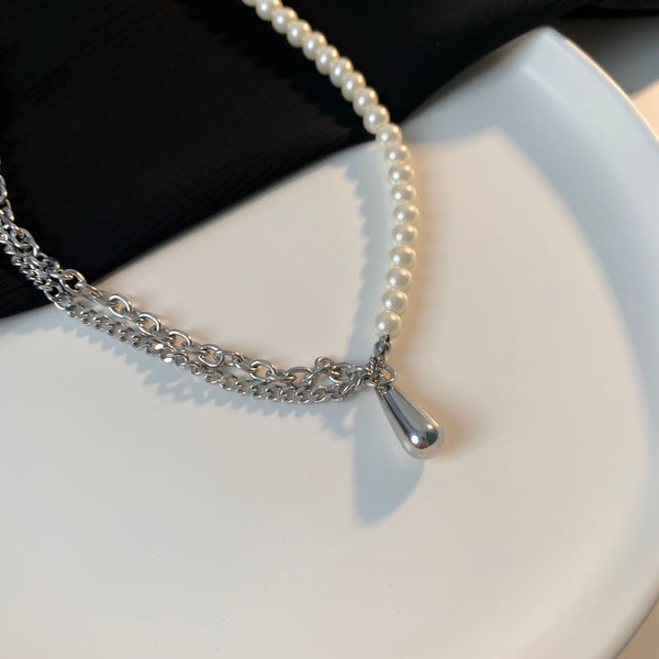 Lustrous Charm Grace Necklace