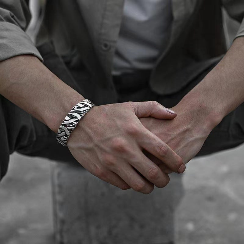 Virile Stripe Bracelet | Salty