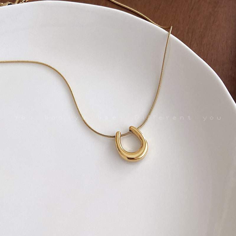 Selenophile Golden Necklace | Salty