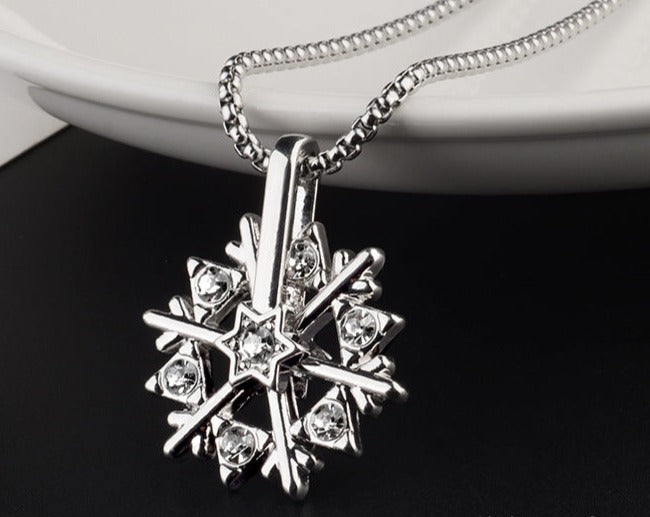 Rotatable Snowflake Silver Pendant | Salty