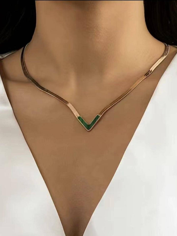 Soft Girl Era Green Necklace - Salty Accessories