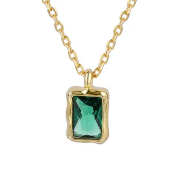 Vintage Emerald Chic Necklace -Gold