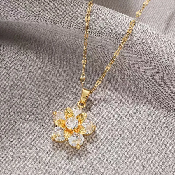 Blossom Waltz Golden Necklace