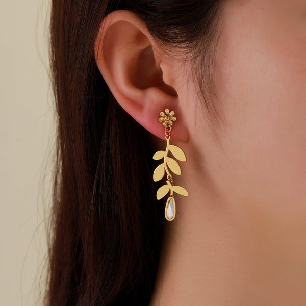 Aurelia Dew Vine Earrings