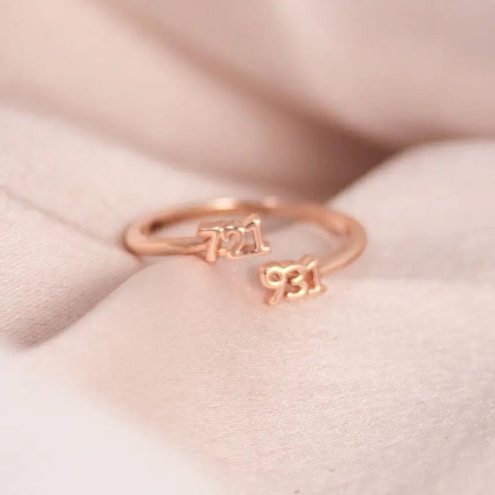 721-Ily Golden Ring - Salty Accessories