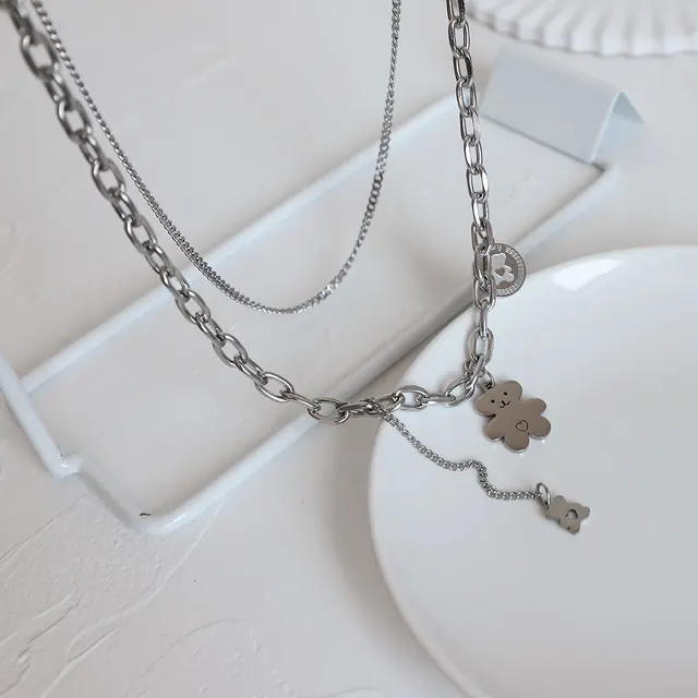 Layered Charm Chain