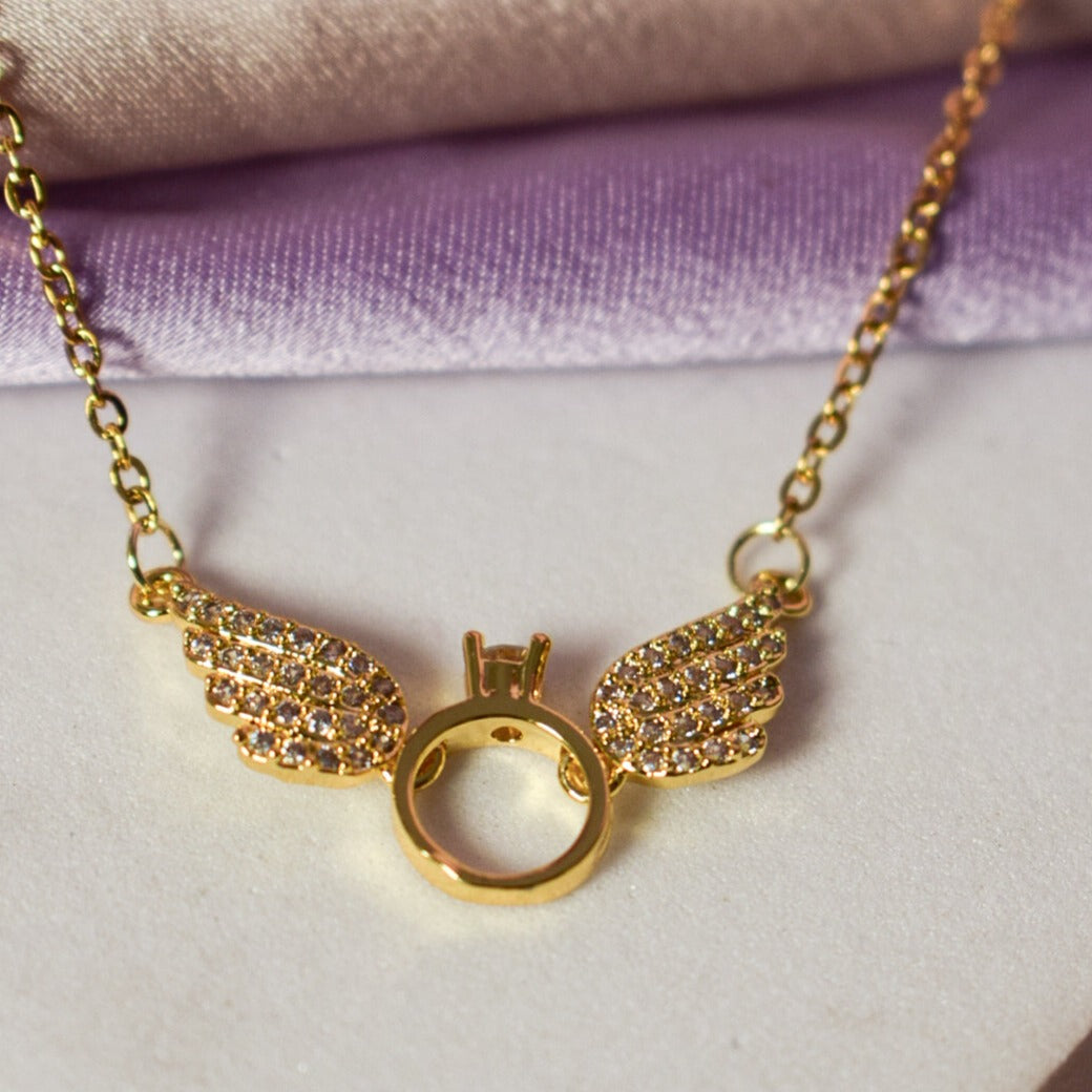 Angel Wings Necklace - Gold - Salty Accessories