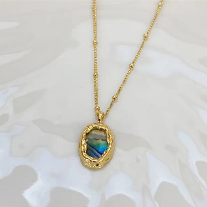 Antique Gold Mystic Magical Crystal Necklace - Salty Accessories