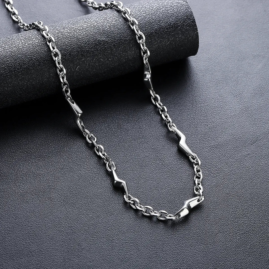 Arc Lightning Chain Necklace | Salty