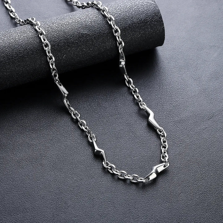 Arc Lightning Chain Necklace | Salty