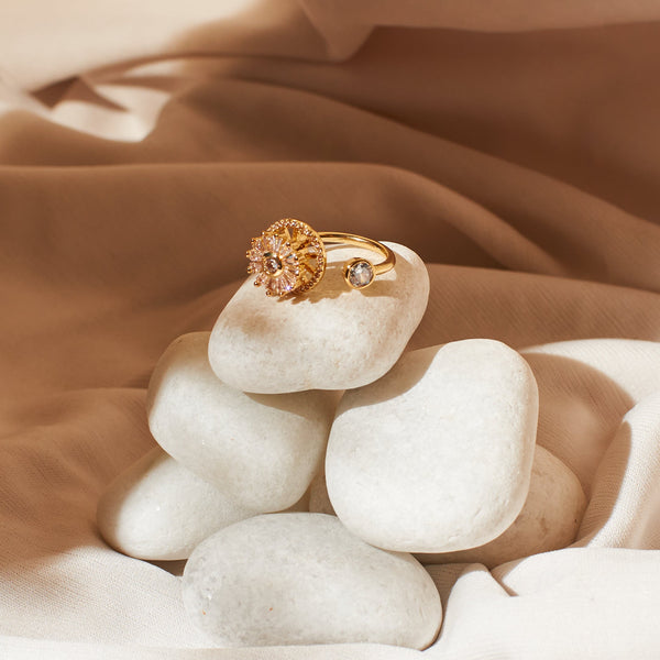 Azalea Spinner Ring - Gold