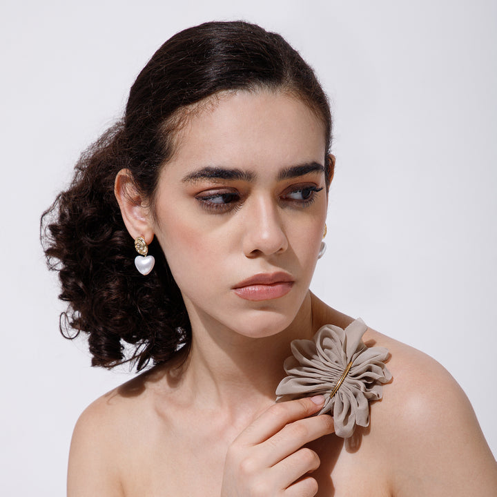 Retro Romance Hair Pin and Earrings Set