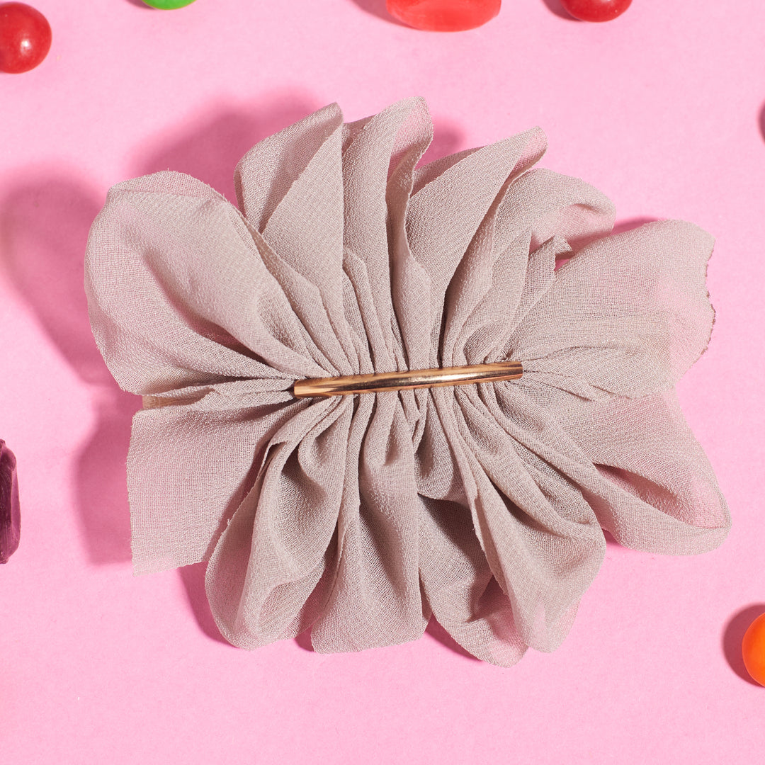 Retro Romance Hair Pin and Earrings Set