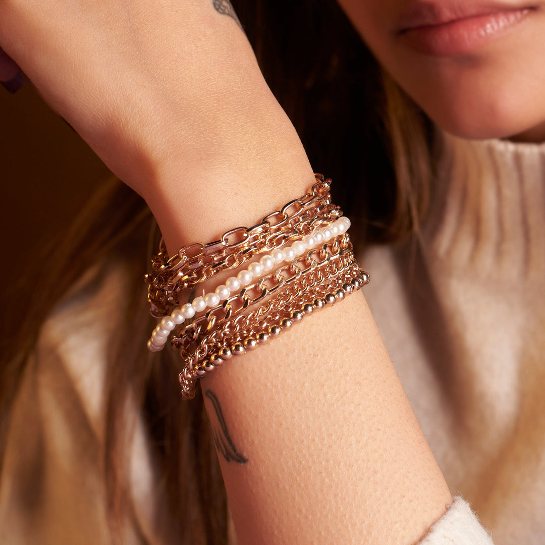 Set Of 8 Lustrous Gold Stackable Bands