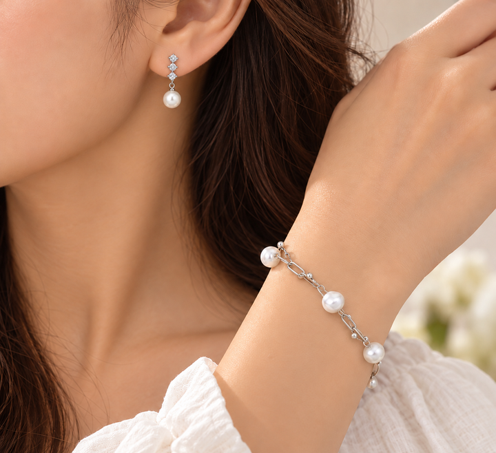 Lush Detail Bracelet And Earrings Set
