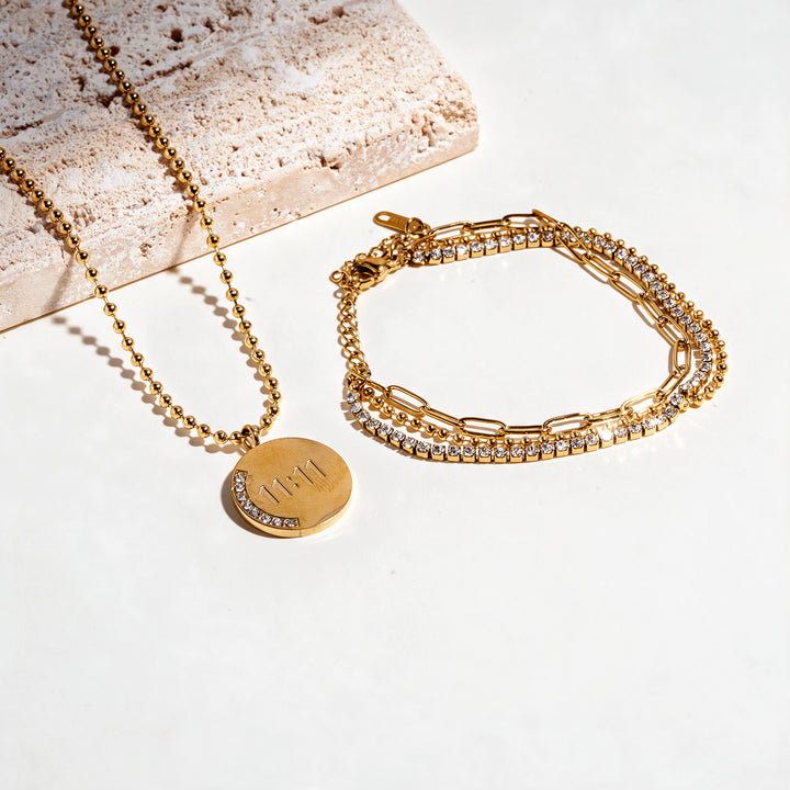 Nova Code Bracelet And Necklace Set