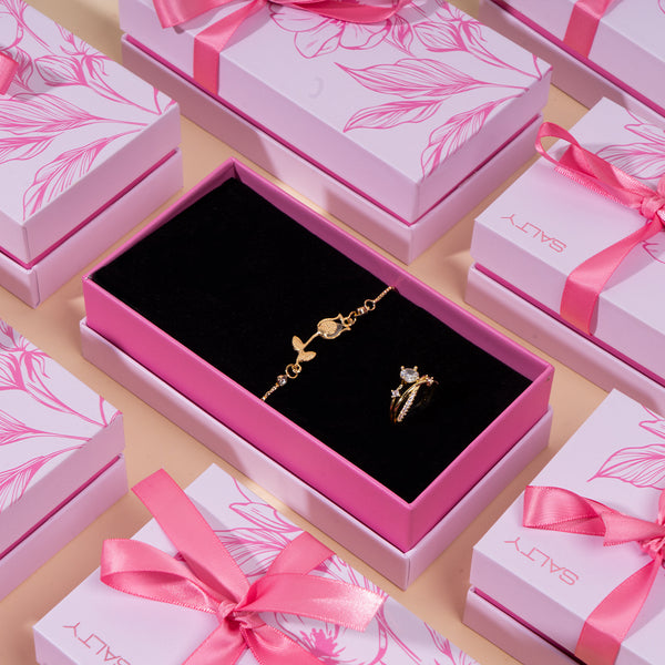 Gold & Ivory Glow Ensemble