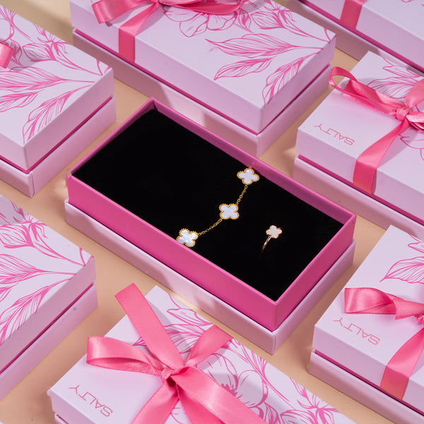 White Clover Duo Jewellery Set