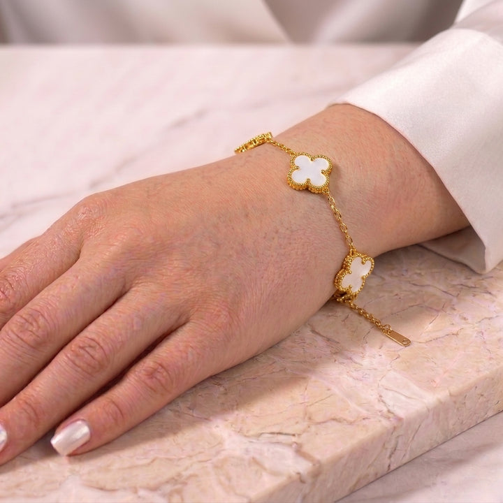 White Clover Duo Jewellery Set