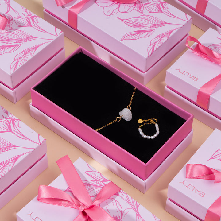 Aurum White Stone Bracelet & MInimal Ring Set