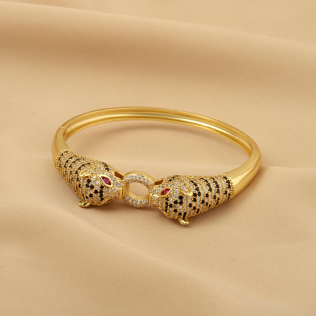 Noble Lioness Bangle - Salty Accessories