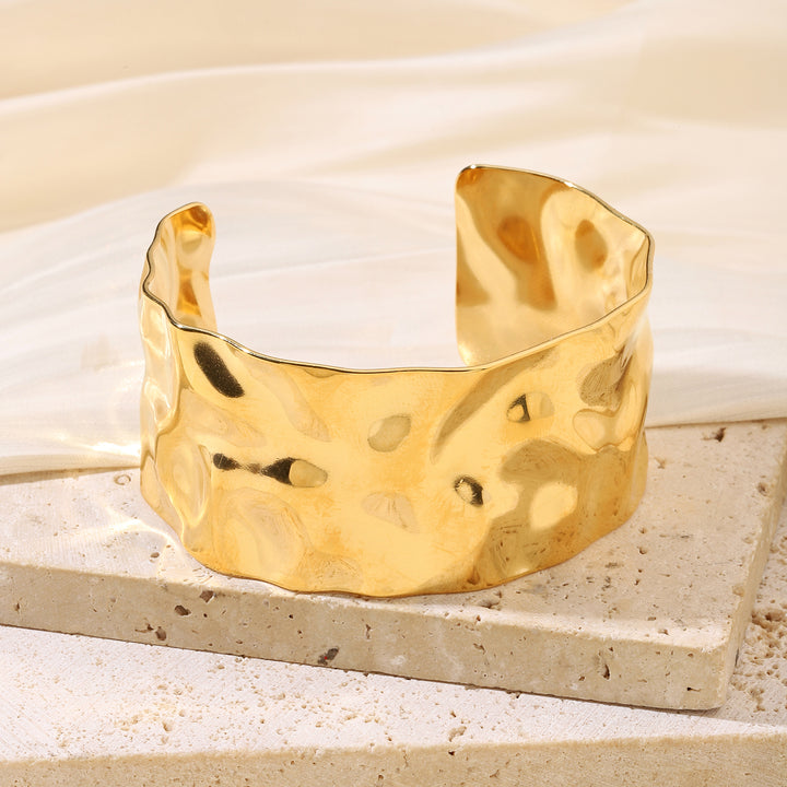 Glimmering Grace Gold Cuff